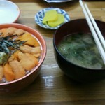 炉ばた ちどり - エゾバフンウニ丼・蓋オープン￥4,000-(絶対にリーズナブル)