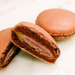 Iced macarons