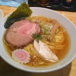 あとのせチャーシューと薬味をのせたら完成です