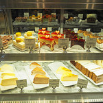 ディーン&デルーカ カフェ - LA VIEILLE FRANCE のケーキも取り扱いがありますよ！