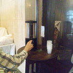 春秋 - 待ち人用のお茶アリ（2010.10）