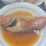 かさご煮魚定食(アップ) ※できたてで湯気がすごい