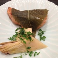 すず木 - 桜餅じゃなくて桜マス！凄く肉厚で美味しかった