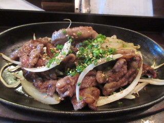 泰元食堂 - そして焼肉は泰元自慢の和牛を使ったバリウマ焼肉。
