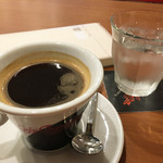 カフェバーベラ - アメリカンコーヒーM400円。フツーのコーヒーが飲みたい時はコレ。
