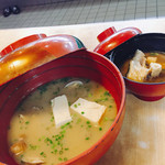 栄寿司 - セットの貝汁