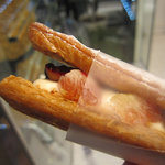 トシ・ヨロイヅカ - 