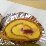 玉出 木村家　2Deux - チェリーのロールデニッシュ