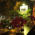 QUÁN BỤI - Vietnamese Bistro - テラス席