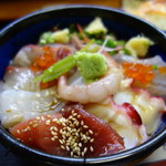 海鮮丼（\1180税込み）