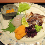 二条城ふる田 - 2】向付:北海道礼文島ウニ 淡路島のウニ キス昆布〆 とり貝 剣先イカ(2016.5月)