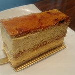 パティスリーエス - マッカラン香るほわほわバタークリームと、まったり濃密なカスタードの贅沢なハーモニー