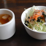Niyu Sariban - セットのスープ＆サラダ