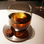 エクアトゥール - マリアージユフレージュのマルコポーロとカヌレ