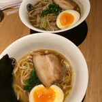 無垢 ツヴァイテ 新横浜ラーメン博物館店 - 