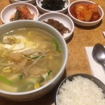 Seoul Jung - もりもりテーブル