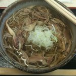 Yamagatano Niku Sobaya - 肉そば（冷）