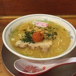 龍上海 - ラー博は俺の社員食堂。  ミニ赤湯からみそラーメソ！  なるとがキュート♡  魚介の味わい、そこにからみそ。前半と後半で味わい一変。今日もイイね！
