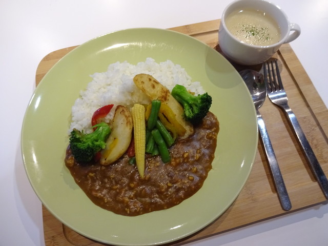 空飛ブ鯨堂（ソラトブクジラドウ） - 長町南（喫茶店）の写真