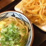 丸亀製麺 - かけ冷と野菜かき揚げ^_^