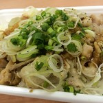 ロッキーズ カフェ - Rocky's Cafe南青山移動販売(2種類ハーフ&ハーフ(豚バラ、鶏モモ)+焦がし生姜醤油ダレ)