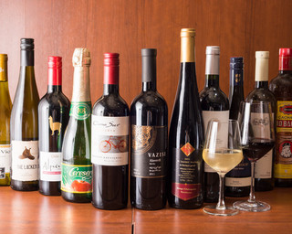 レストラン アミーゴ - 【豊富なワインのラインナップ】ドイツやアルゼンチンなど各国のワインを集めております。