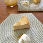 カモシカ書店 - 