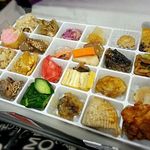 駅弁屋 祭 - 津軽めんこい懐石弁当「ひとくちだらけ」1,200円