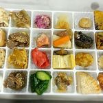 駅弁屋 祭 - 津軽めんこい懐石弁当「ひとくちだらけ」1,200円