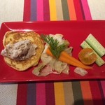 ブラッスリー ギョラン - いつもの前菜の野菜盛り合わせにトウモロコシのブリニにリエット