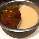 ゆず庵 - 薬膳火鍋だしと魚介と丸鶏スープ