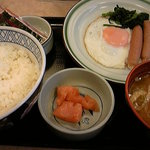 神戸らんぷ亭 - ソーセージエッグたらこ定食