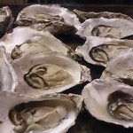 カキ小屋フィーバー - 一気に焼きます♪