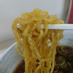 ラーメンの丸福 一番星 - 小林製麺の中太縮れ麺