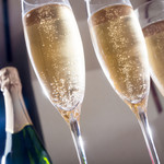 glass sparkling wine