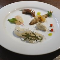 オステリア・オリエーラ - 前菜：マコガレー、スミイカ、ホタルイカ、ホタテとキノコのテリーヌ
