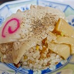 喜太郎 - No.5セット（ラーメン＋半チャーハン）こってりトッピング
シンプルな卵チャーハンをチャーシュー丼にしてラスト背脂スープをかけて流し込む