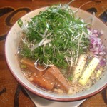 麺屋 Somie's - 2016/06　復活ねぎブラ　香ばしく炙ったぶ厚いチャーシューが麺の下に…