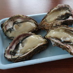 魚売り処　新鮮家 - 岩牡蠣