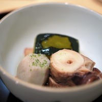 新富 なぐも - 煮物　里芋　蛸　南瓜
                  