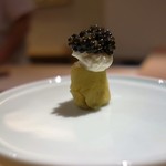 寿しの吉乃 - ジャガイモとマスカルポーネのフレッシュキャビアのせ