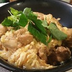 幸の鳥 - 量多めの親子丼