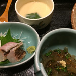 鮮菜家 - 小鉢
      おきゅうと&イサキ？の炙り刺身