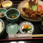 鮮菜家 - 日替り定食＝９８０円 税込
      イカの姿煮を選ぶ