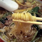 Kantonryouriryuusenkaku - 麺は歯ごたえのある美味しいものでした