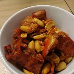 中国料理 菜格 - ピーナッツと唐辛子の揚げたおつまみ