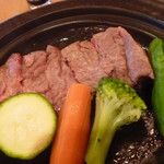 夕食のステーキ