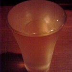 Yonaga - 地酒。一杯500円。