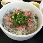 めん処 村上家 - 駿河丼