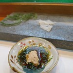 寿司栄 - オコゼの肝醤油